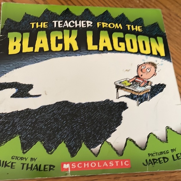 16 Children Books - Picture 13 of 16